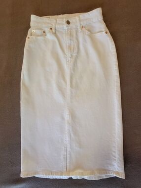 GAP White Icon Denim Pencil Skirt